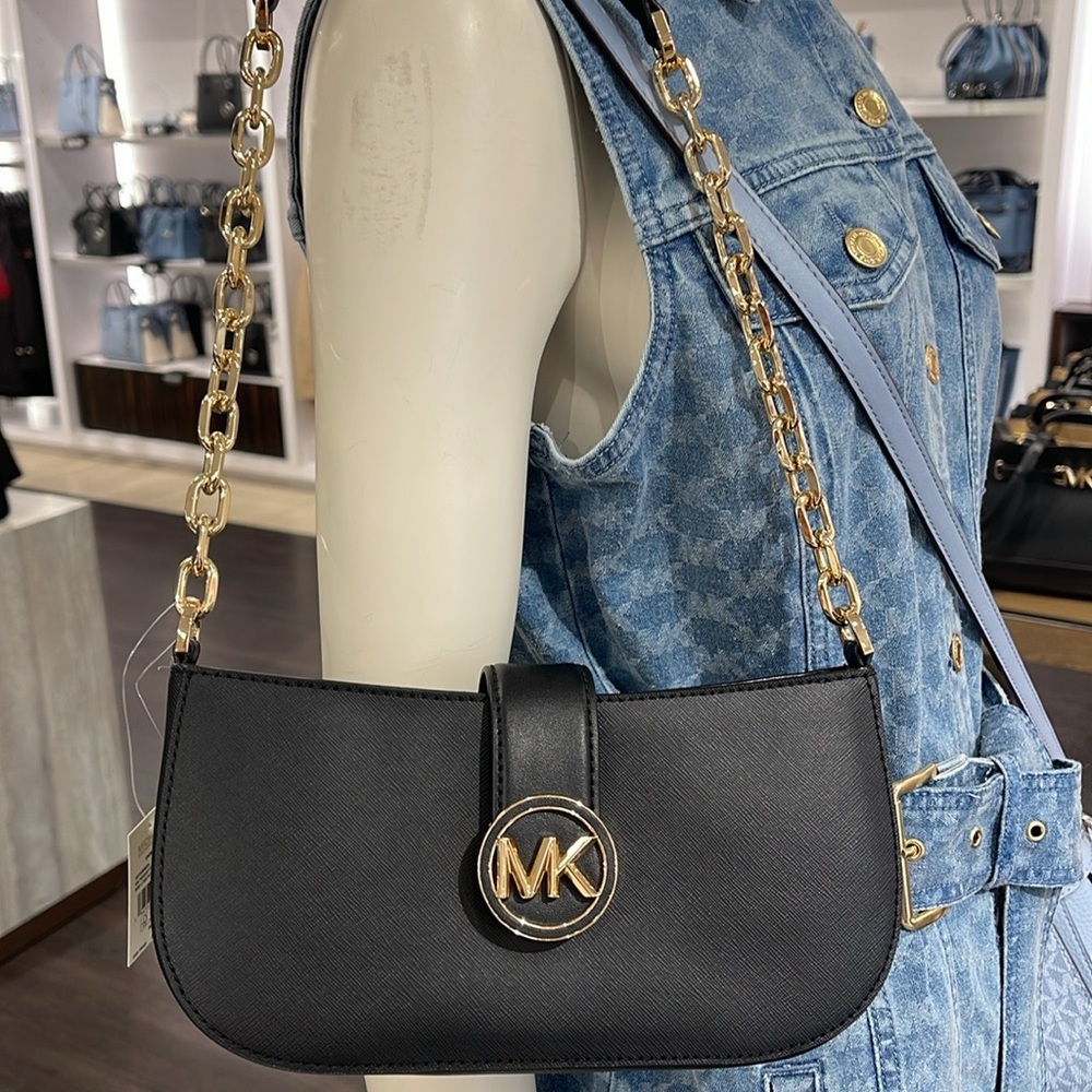 MICHAEL KORS
Carmen Small Shoulder Pochette Bag
Black 
NWT - Picture 4 of 16
